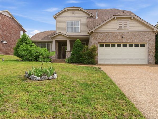 3018 Cairns Dr W, Mount Juliet, TN 37122