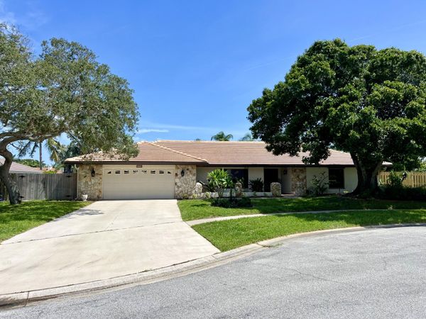 410 Rio Casa Drive S , Indialantic, FL 32903