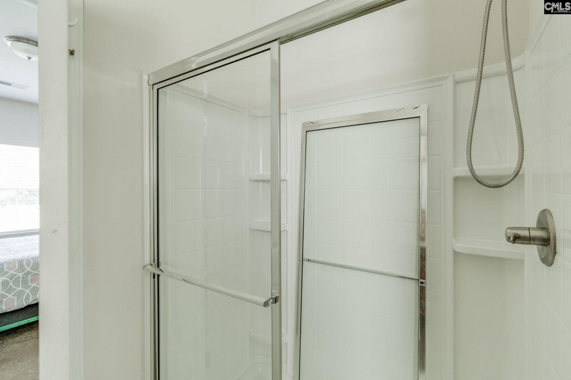 640 Longhollow Road  Photo 17