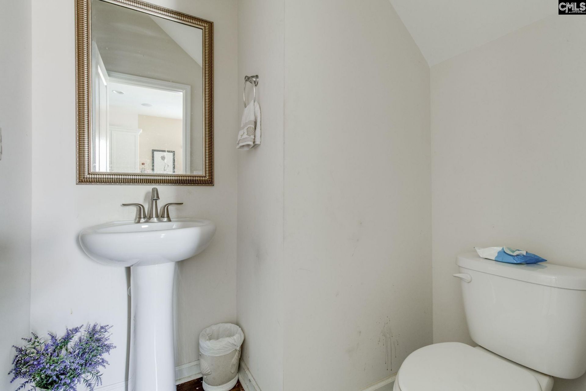 640 Longhollow Road  Photo 19