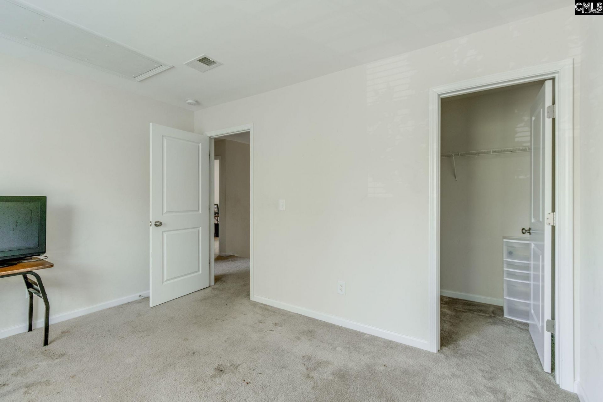 640 Longhollow Road  Photo 24