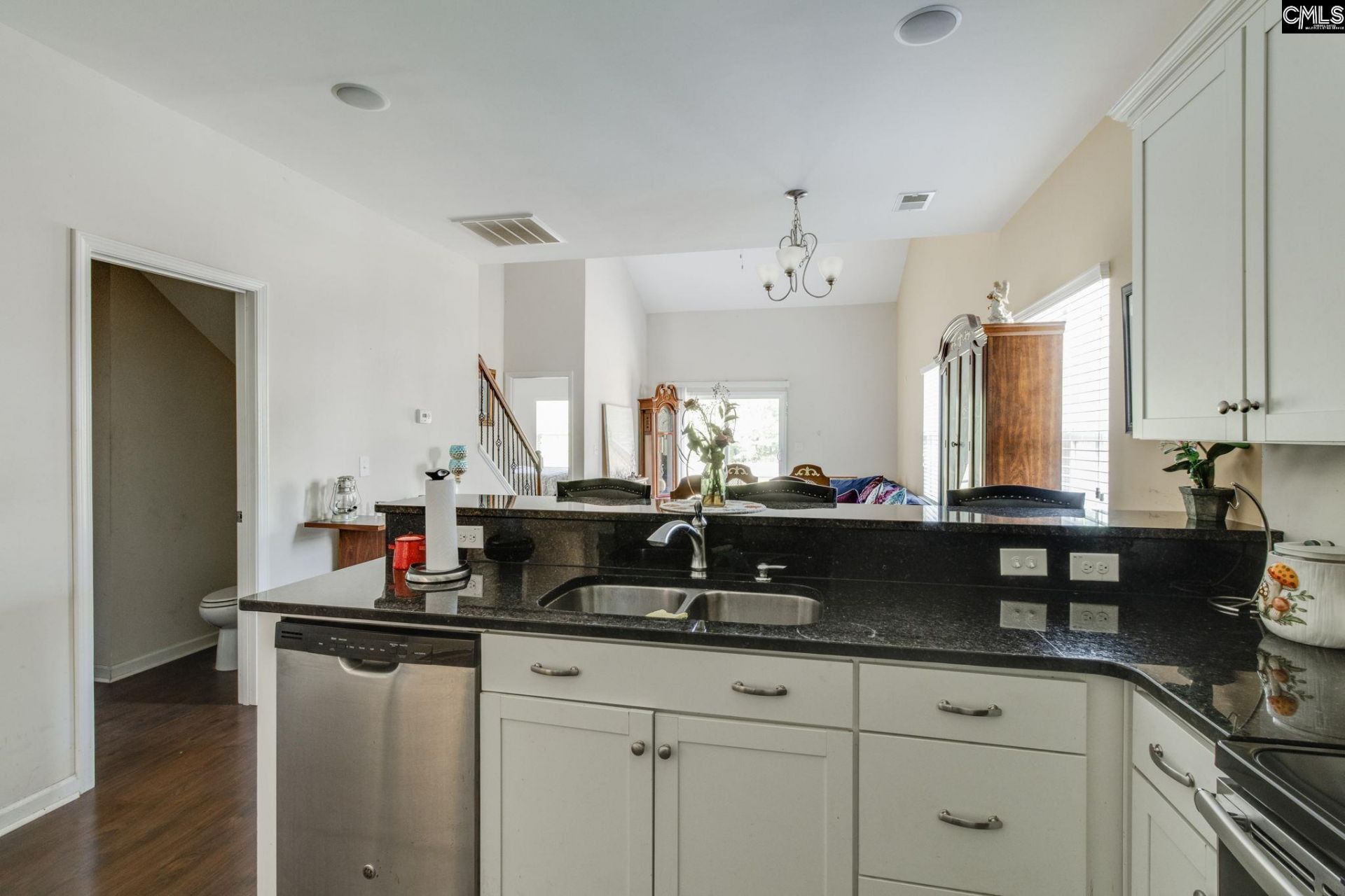 640 Longhollow Road  Photo 6