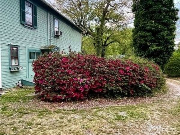 12133 Winfree Street , Chester, VA 23831