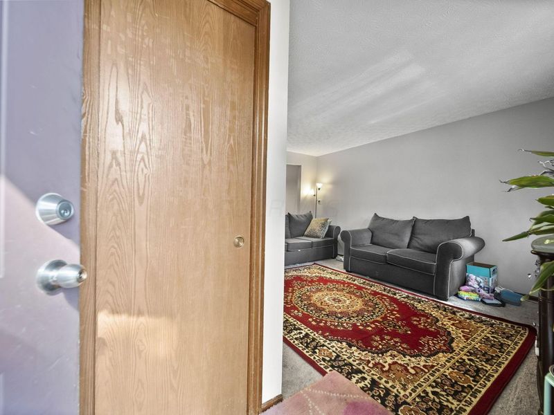 3032 Blendon Woods Boulevard, Columbus, OH 43231 Photo 13