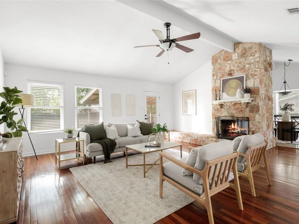 8306 SEMINARY RIDGE DR, Austin, TX 78745