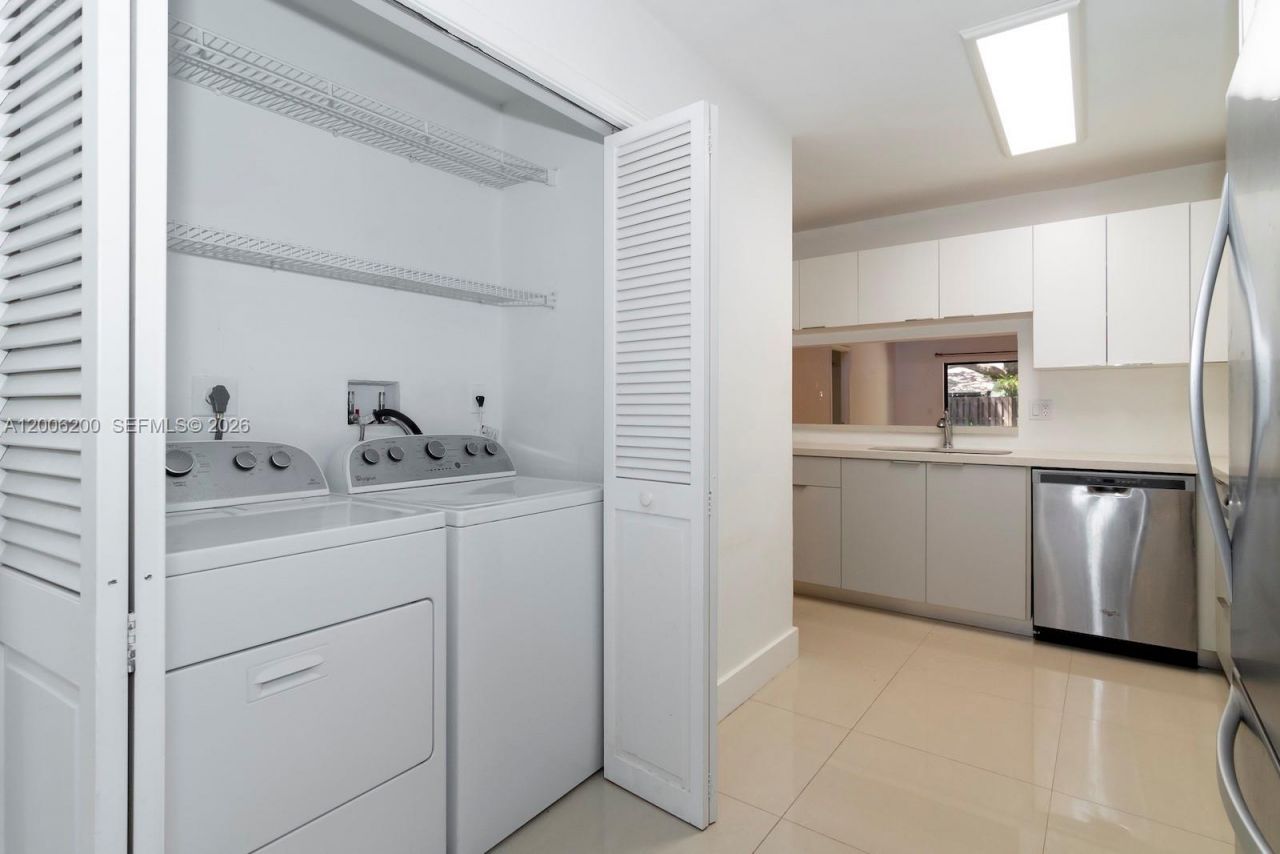 2911 N 33rd Ter, Hollywood, FL 33021 Photo
