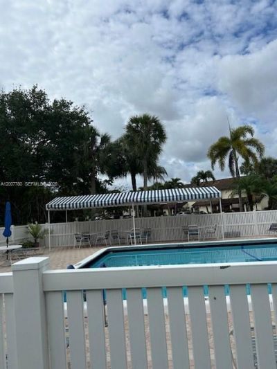 3987 N Carambola Cir N, Unit 2923, Coconut Creek, FL 33066 Photo