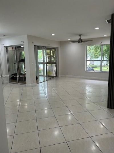 3987 N Carambola Cir N, Unit 2923, Coconut Creek, FL 33066 Photo