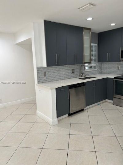 3987 N Carambola Cir N, Unit 2923, Coconut Creek, FL 33066 Photo