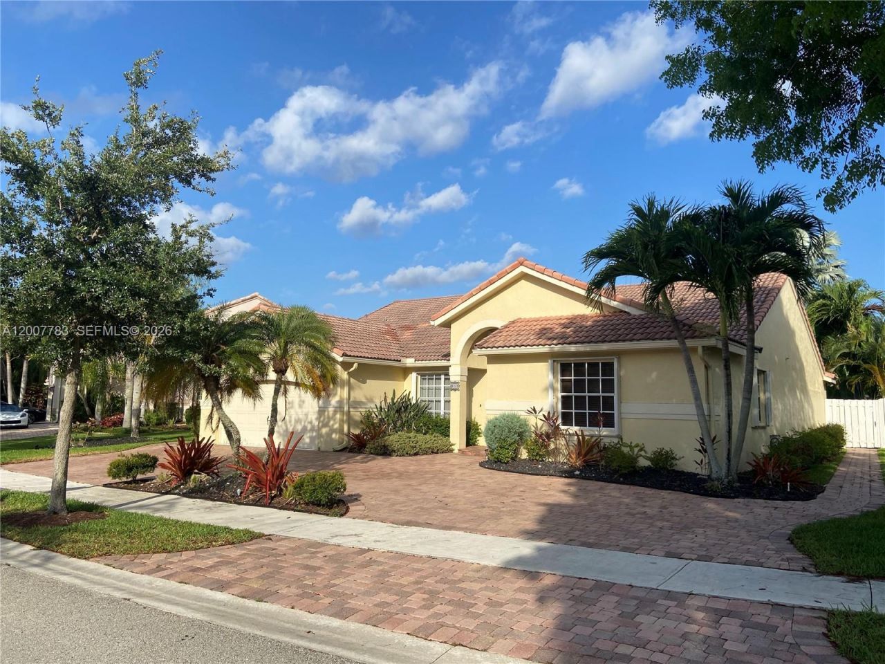 659 Verona Pl , Unit 659, Weston, FL 33326 Photo