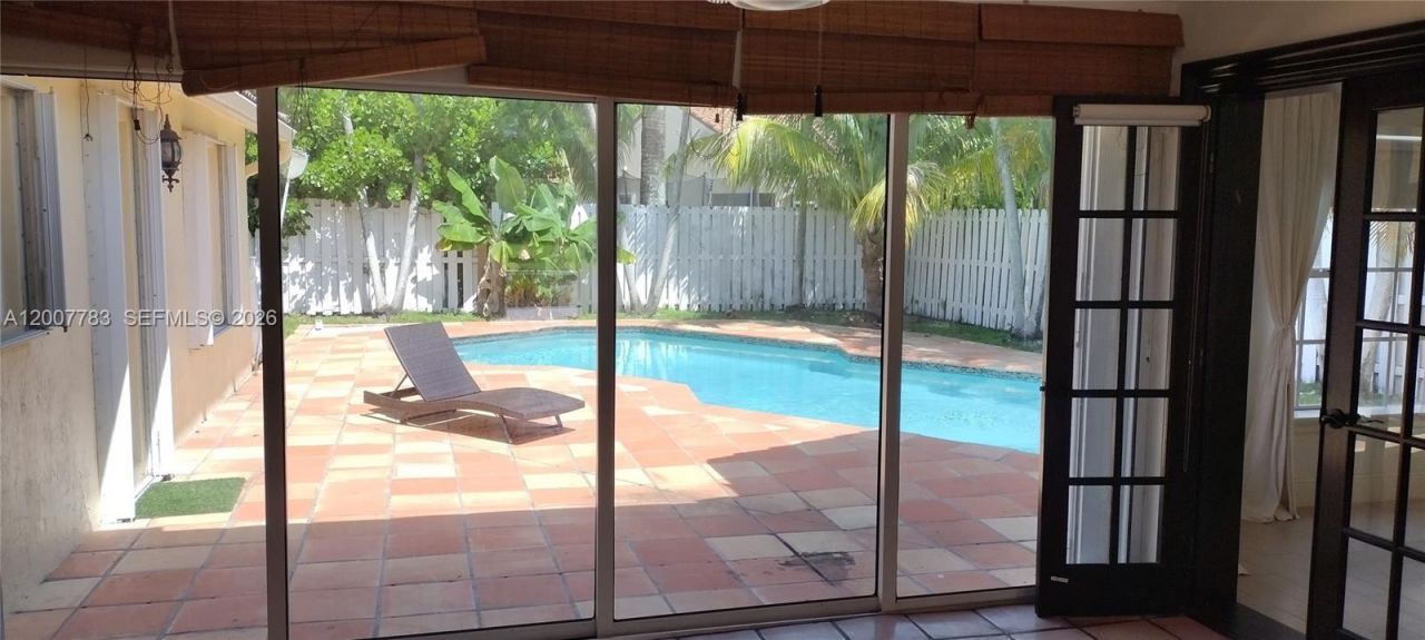 659 Verona Pl , Unit 659, Weston, FL 33326 Photo