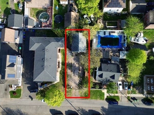 16 E 15Th St, Linden, NJ 07036