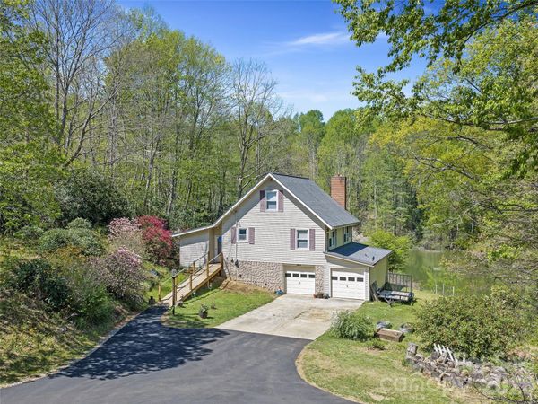 376 Hoot Owl Road, Spruce Pine, NC 28777