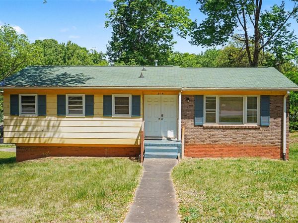314 Westham Ridge Road , Charlotte, NC 28217