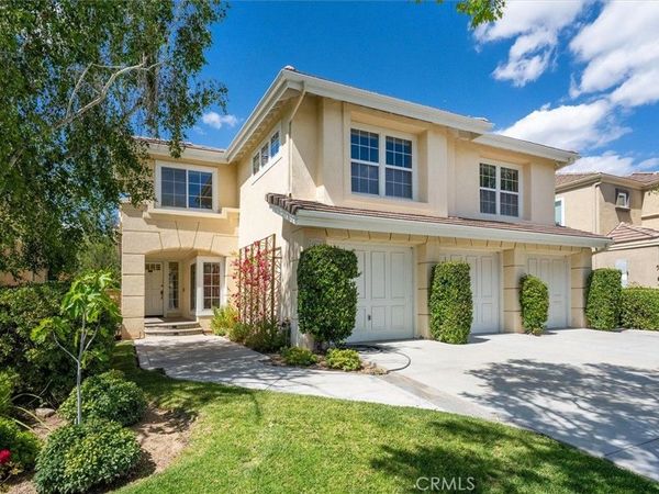 23029 Weymouth Place, Valencia, CA 91354