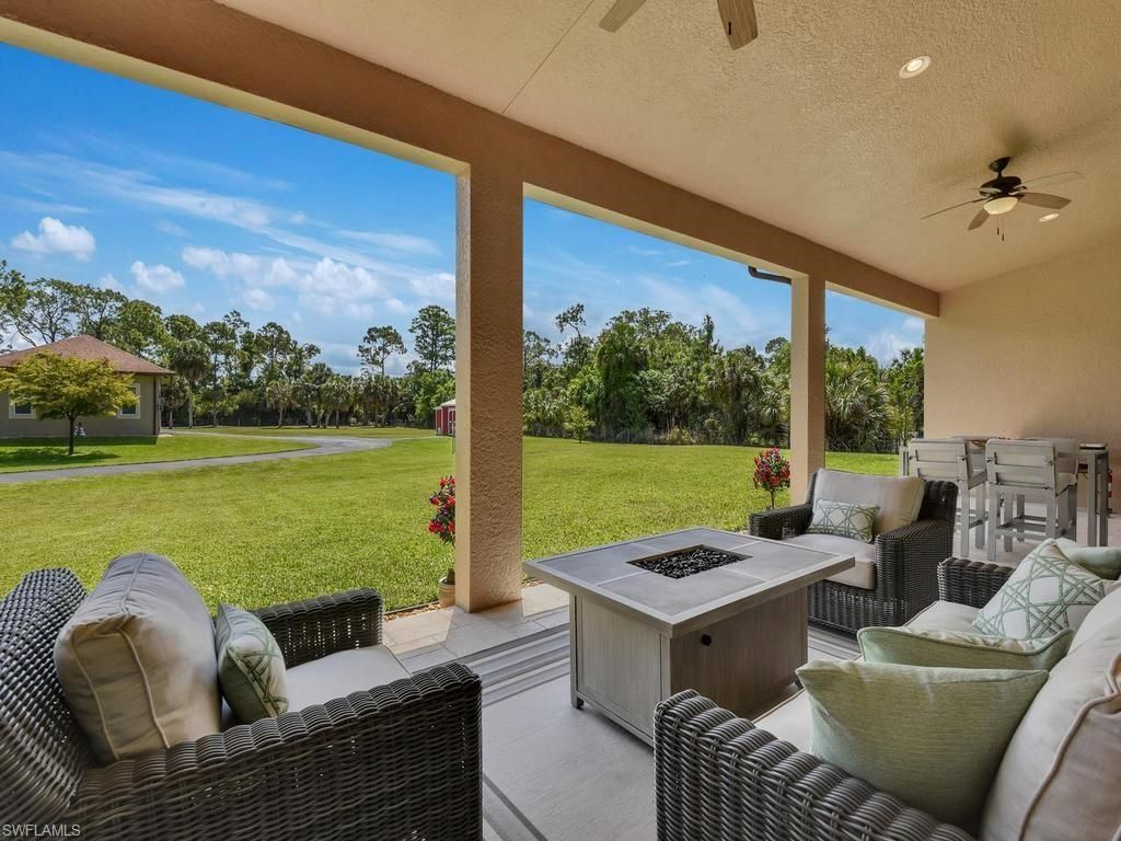 280 23rd St Sw, Naples, FL 34117 Photo