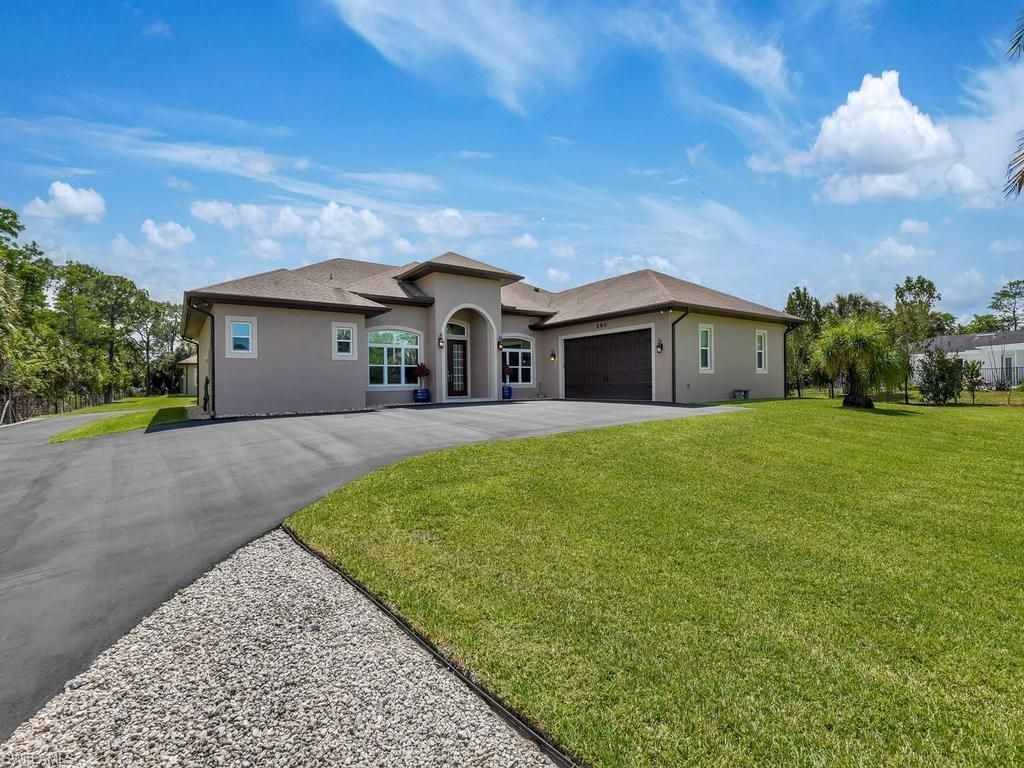 280 23rd St Sw, Naples, FL 34117 Photo