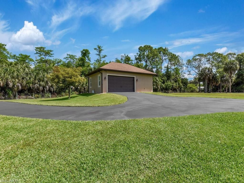 280 23rd St Sw, Naples, FL 34117 Photo