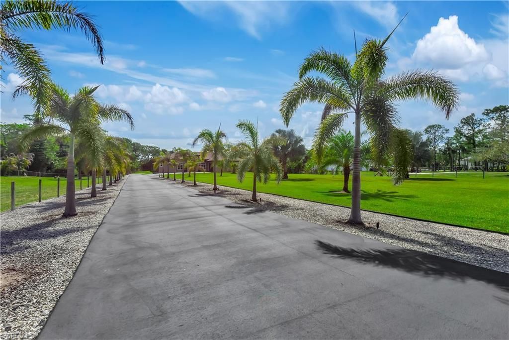 280 23rd St Sw, Naples, FL 34117 Photo