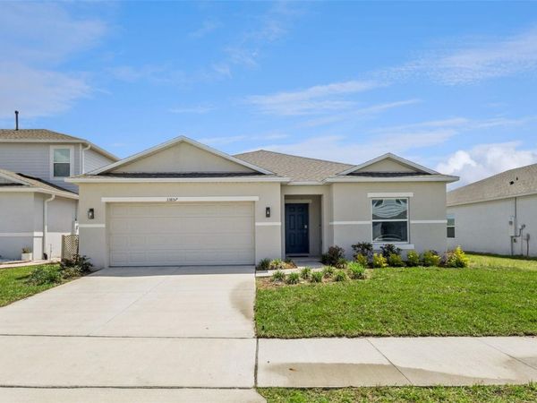 33857 SKY BLOSSOM CIRCLE , LEESBURG, FL 34788