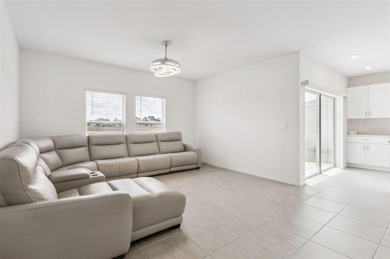 33857 Sky Blossom Circle , Leesburg, FL 34788 Photo