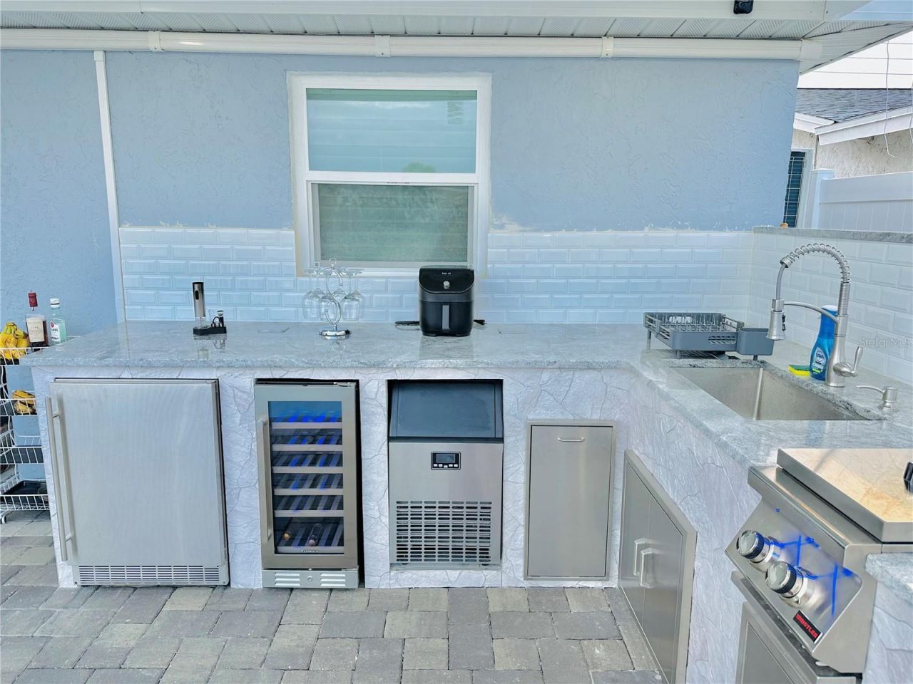 4229 Floramar Terrace, New Port Richey, FL 34652 Photo