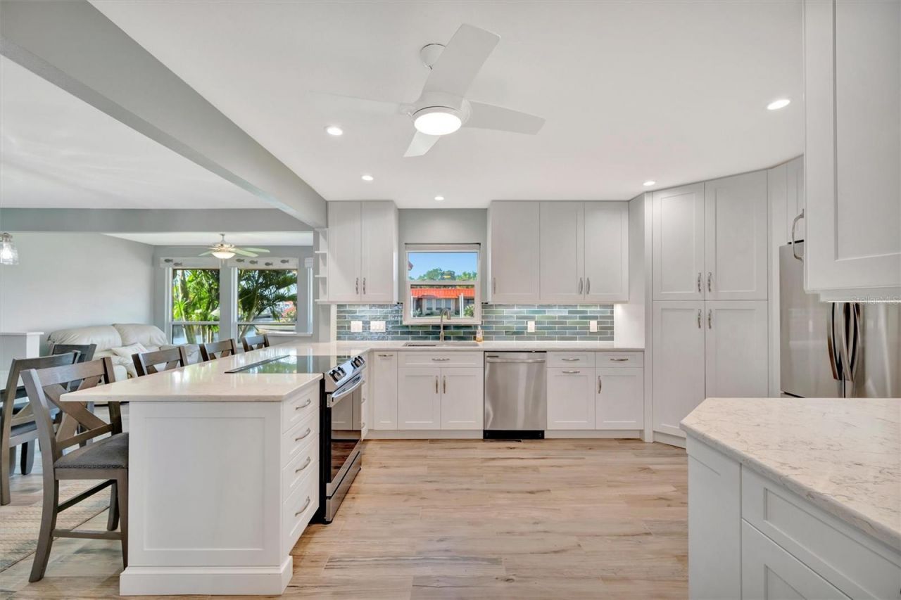 9517 Azure Cove , Bradenton, FL 34210 Photo