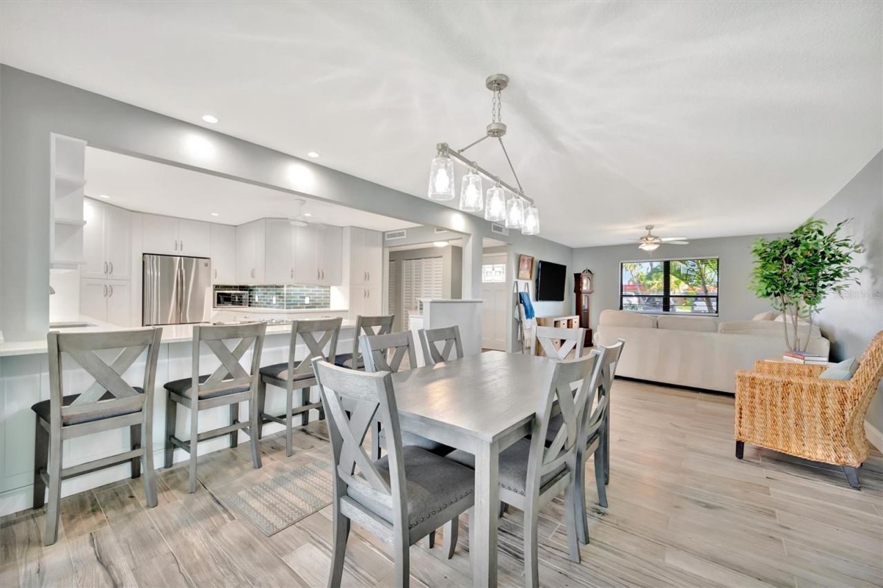9517 Azure Cove , Bradenton, FL 34210 Photo