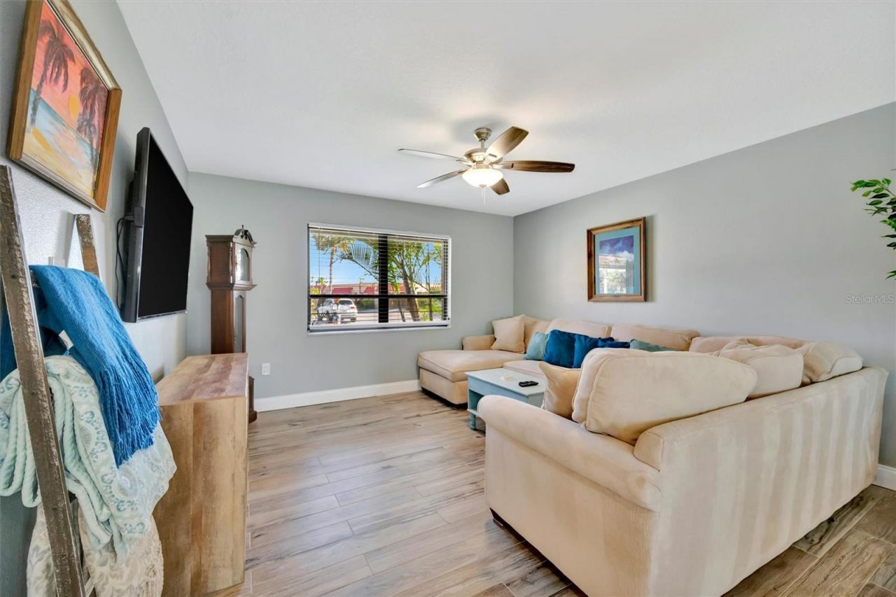 9517 Azure Cove , Bradenton, FL 34210 Photo
