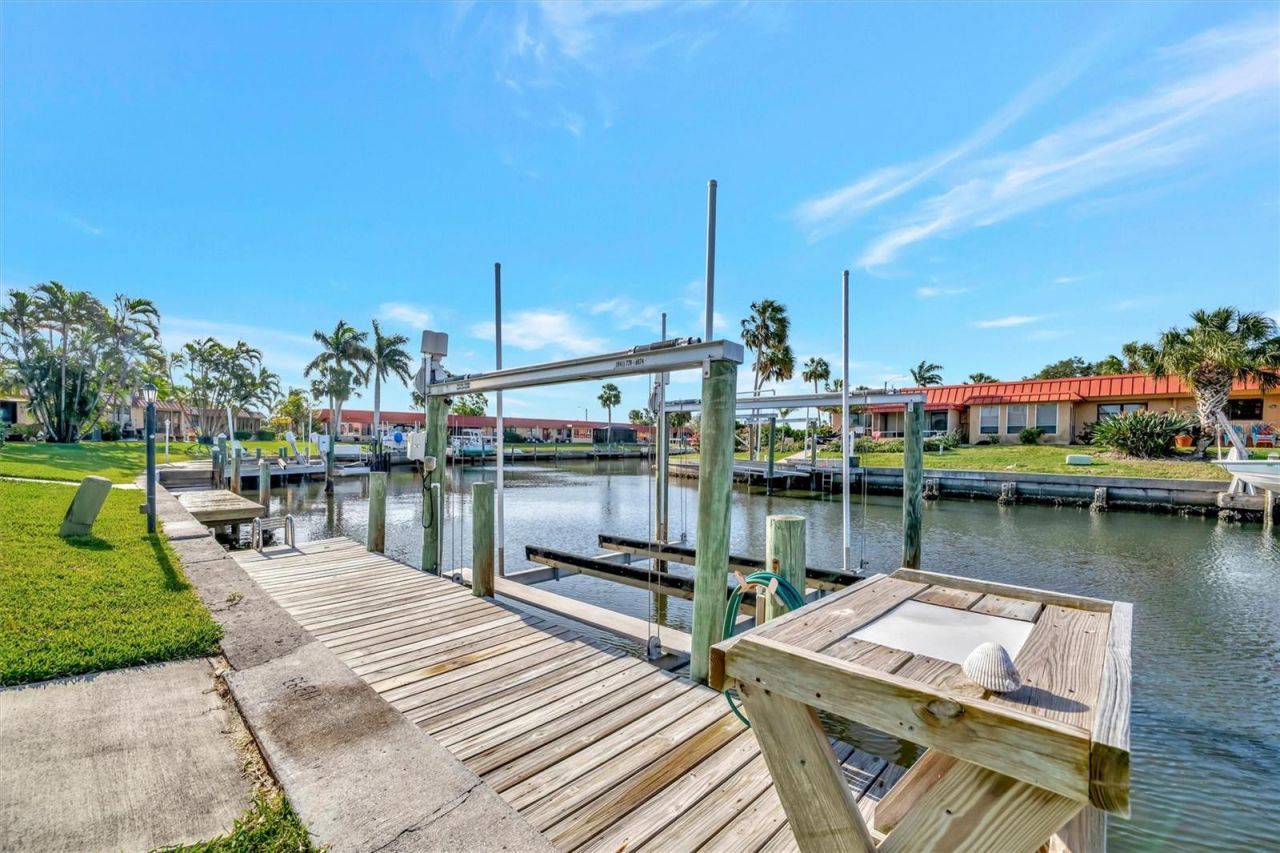9517 Azure Cove , Bradenton, FL 34210 Photo