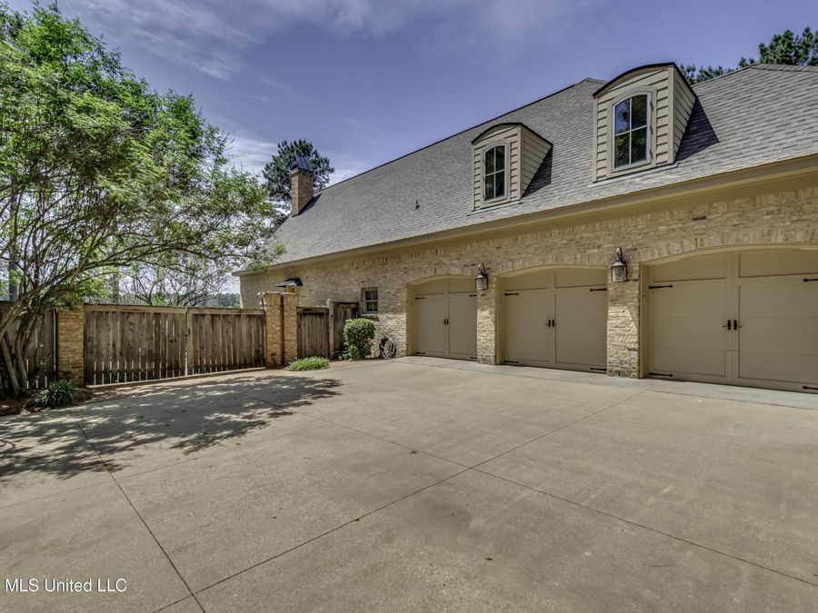 Property Image 96