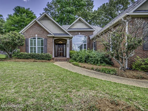 248 Oak Park Drive, Madison, MS 39110