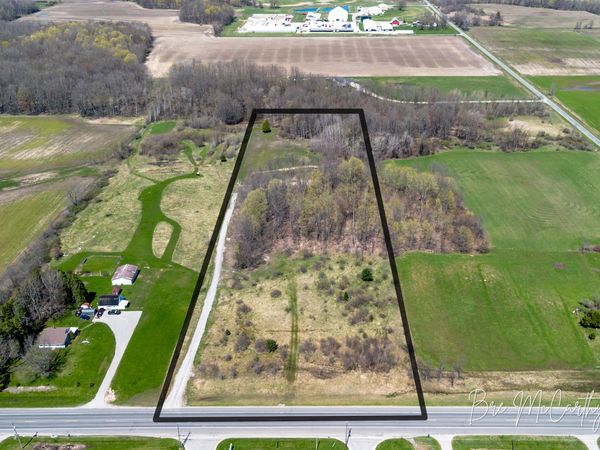 1450 E US 10, Scottville, MI 49454