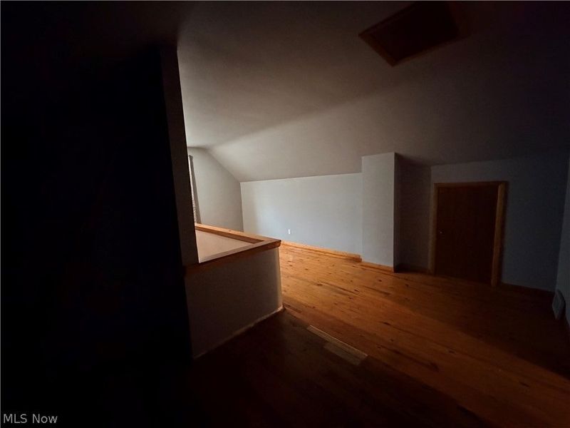 10506 Park Heights Road, Cleveland, OH 44104 Photo 17