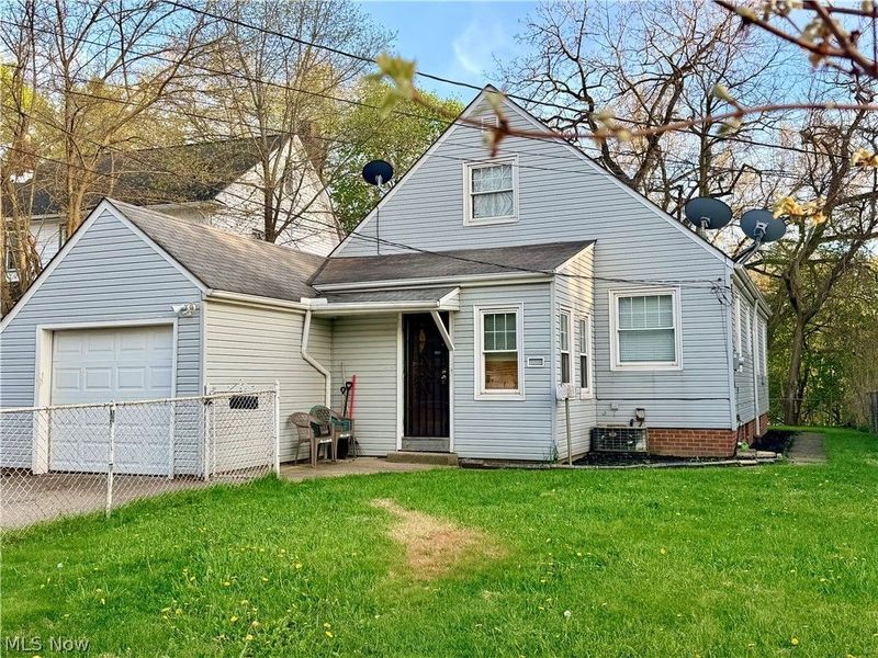 10506 Park Heights Road, Cleveland, OH 44104 Photo 2