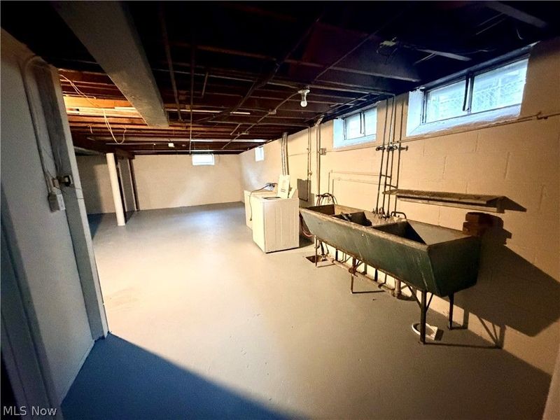 10506 Park Heights Road, Cleveland, OH 44104 Photo 21