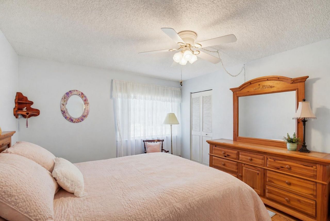 5760 Pine Wood Drive, Unit D-1, Greenacres, FL 33463 Photo