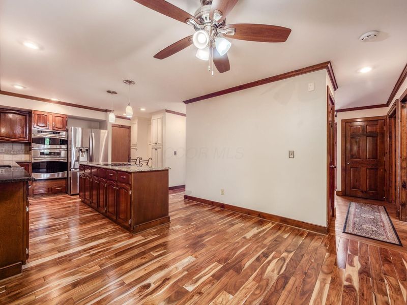 8642 Hawick Court S, Dublin, OH 43017 Photo 12