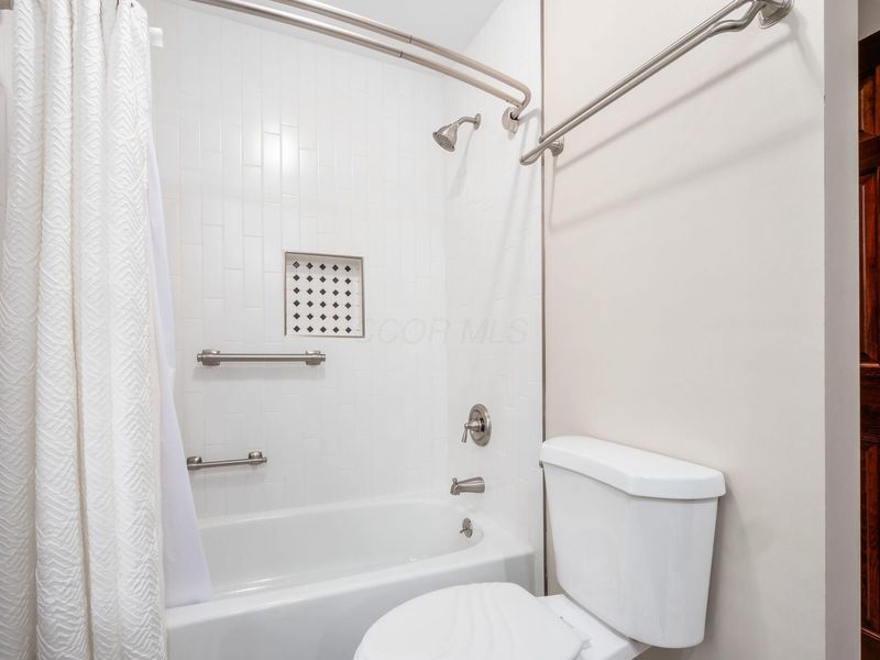 8642 Hawick Court S, Dublin, OH 43017 Photo 48