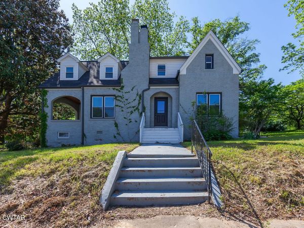 137 W South Street , Dyer, TN 38330