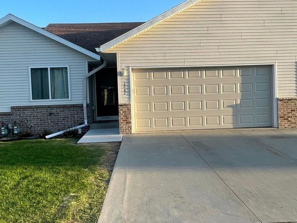 1267 Sundance Court NE, Byron, MN 55920