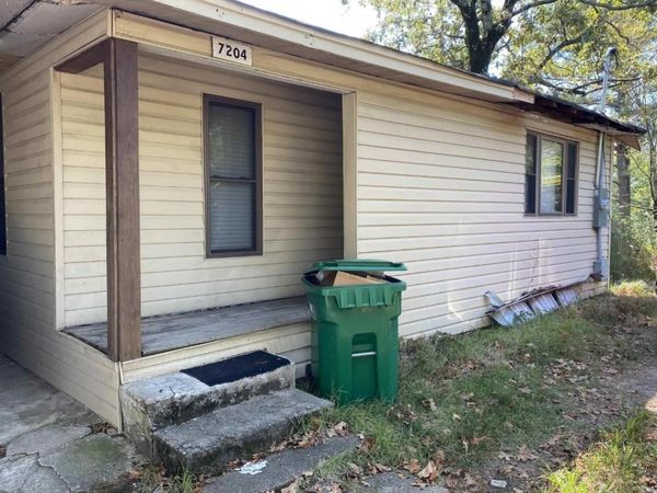 7204 Reed Rd, North Little Rock, AR 72118