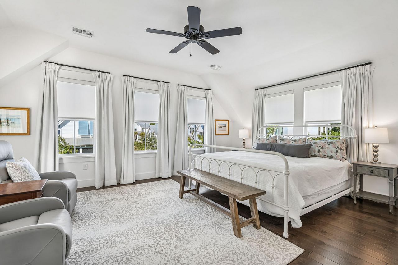 1482 Mizzen Alley Photo 25