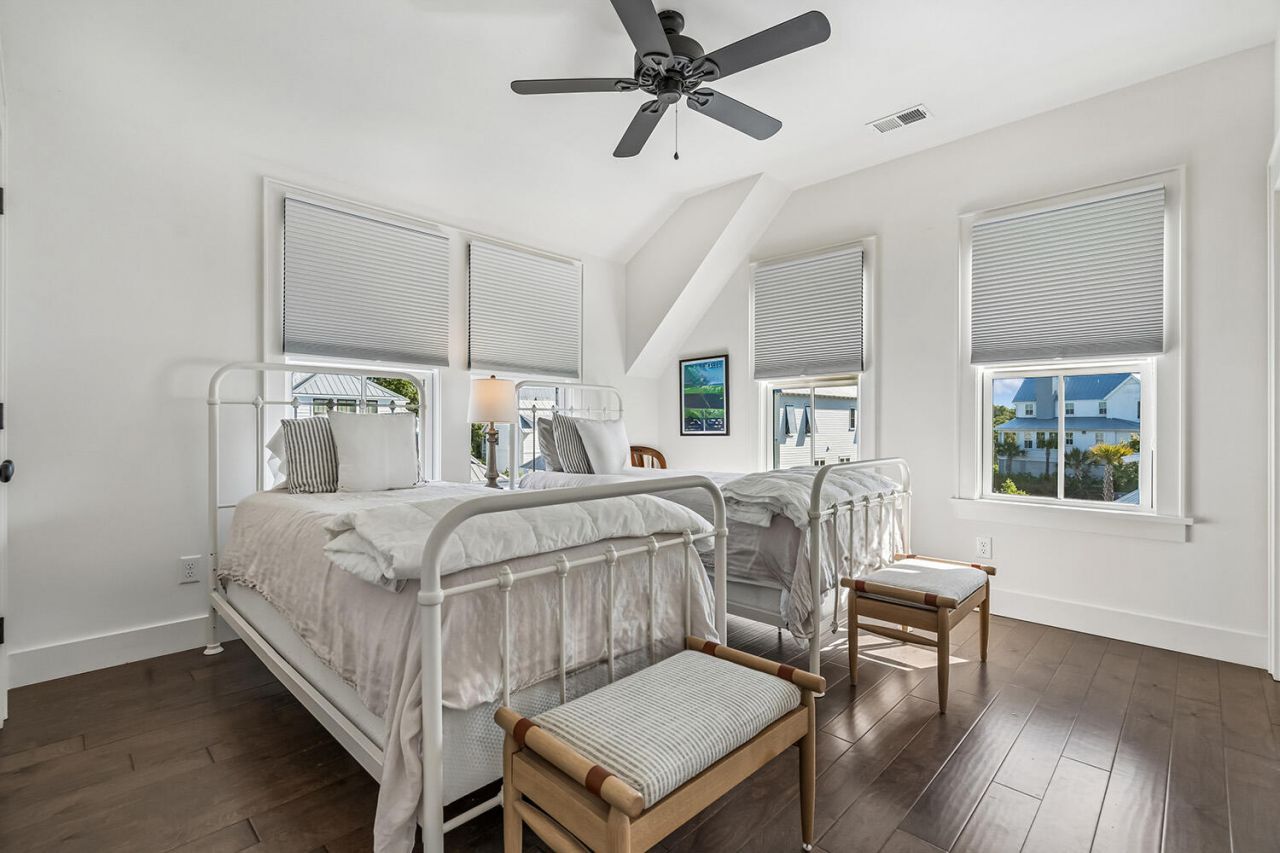 1482 Mizzen Alley Photo 39