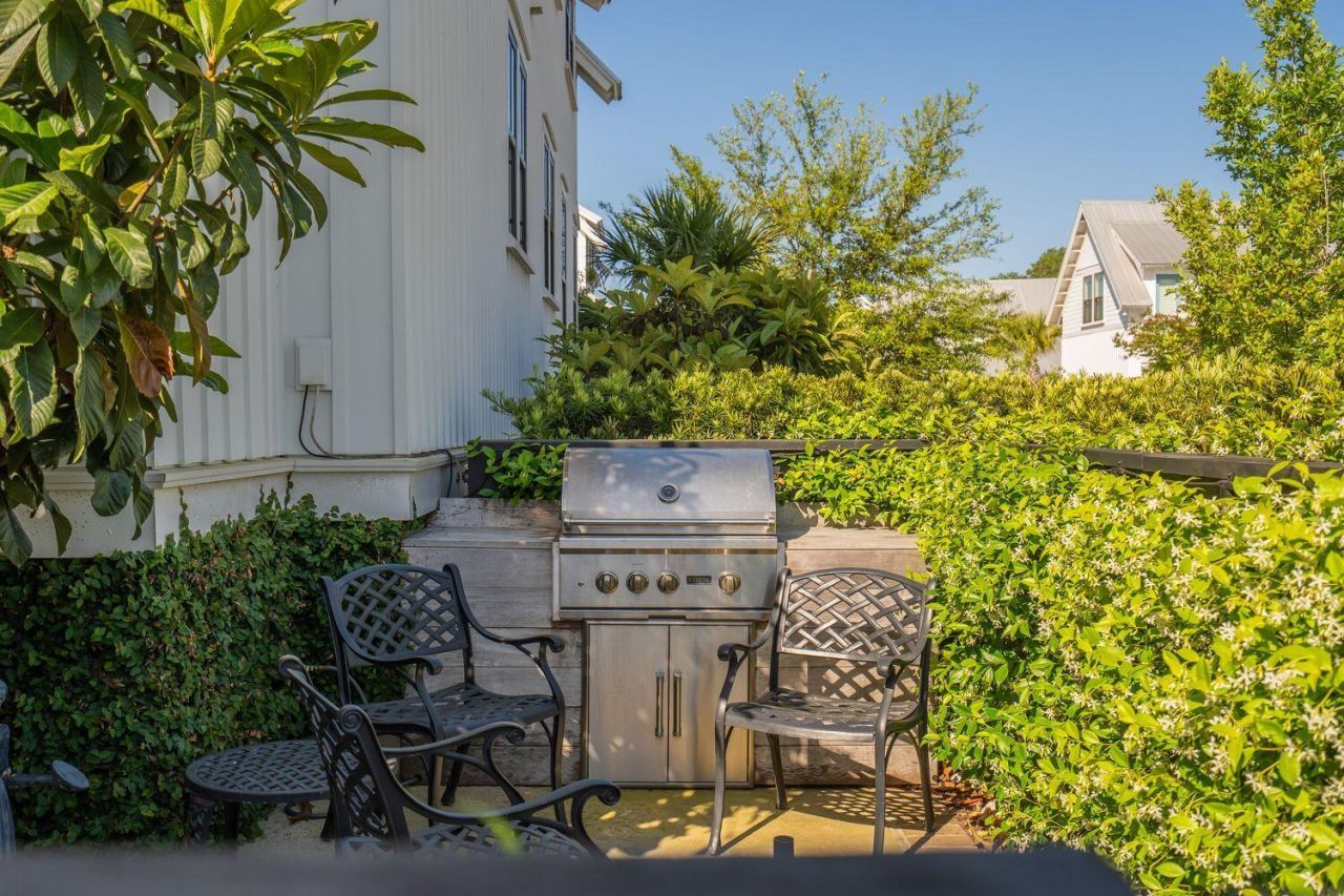 1482 Mizzen Alley Photo 46