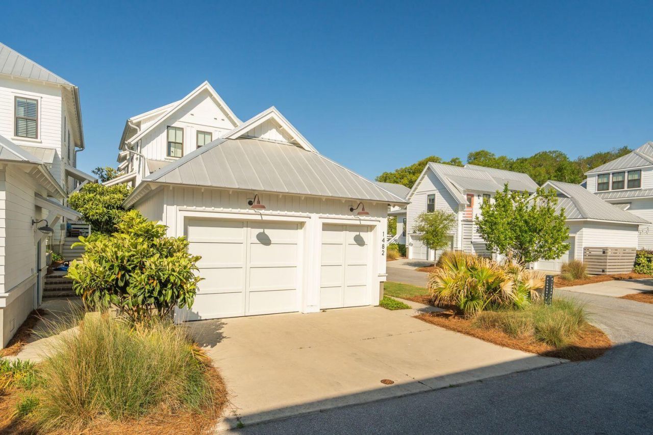 1482 Mizzen Alley Photo 50