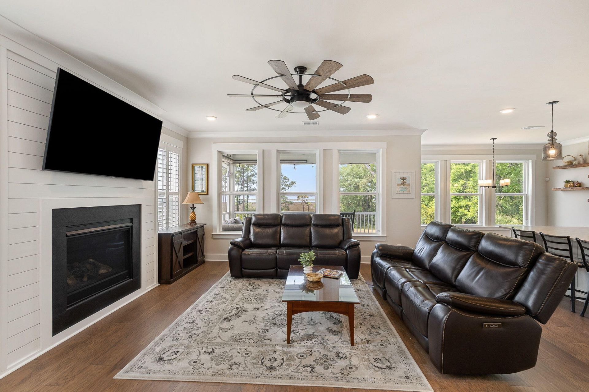 523 Spring Hollow Drive Photo 16