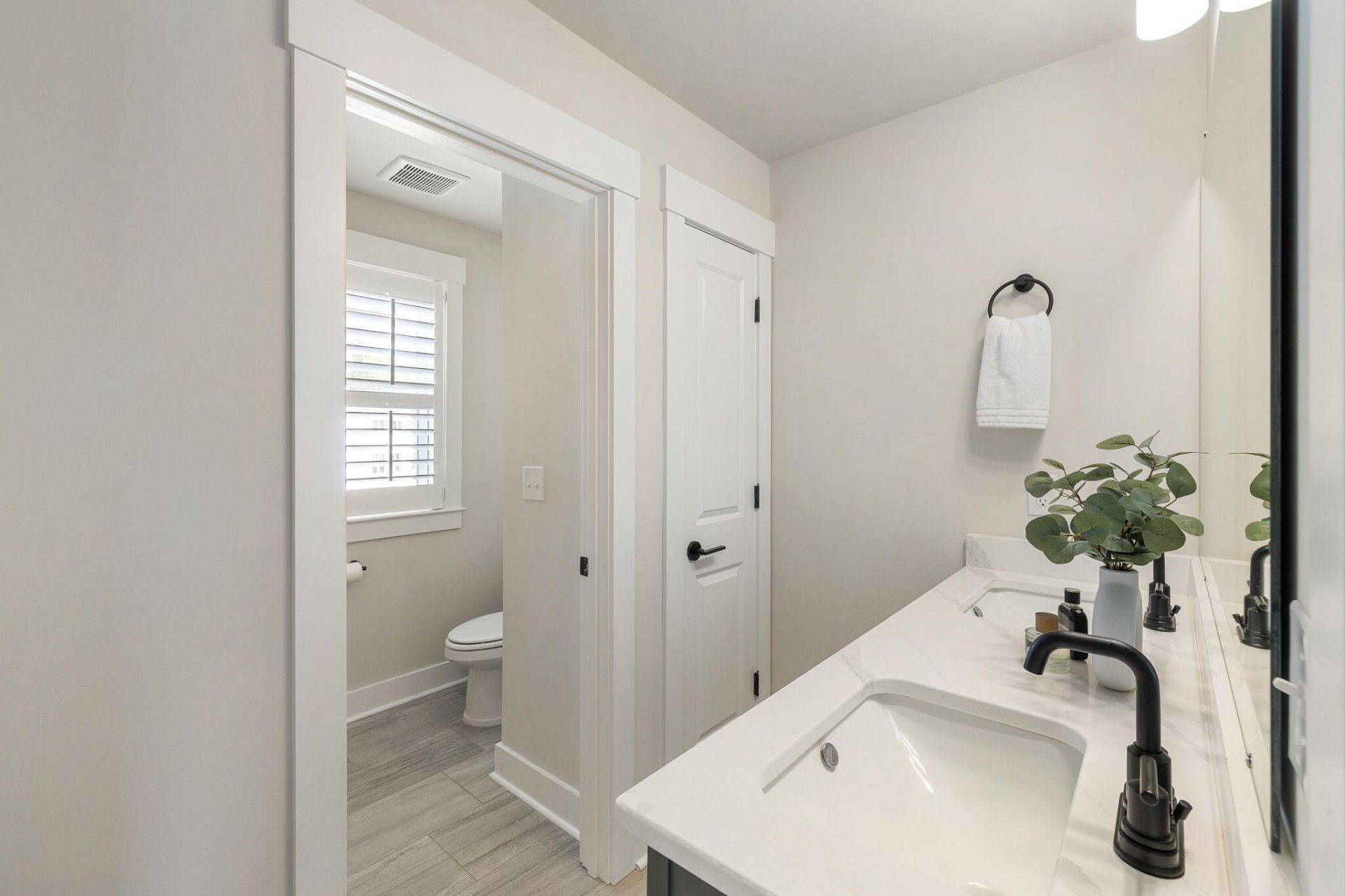 523 Spring Hollow Drive Photo 37