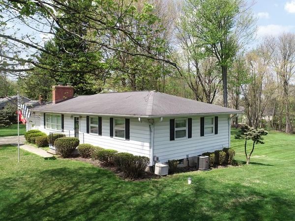1555 New Gambier Road, Mount Vernon, OH 43050