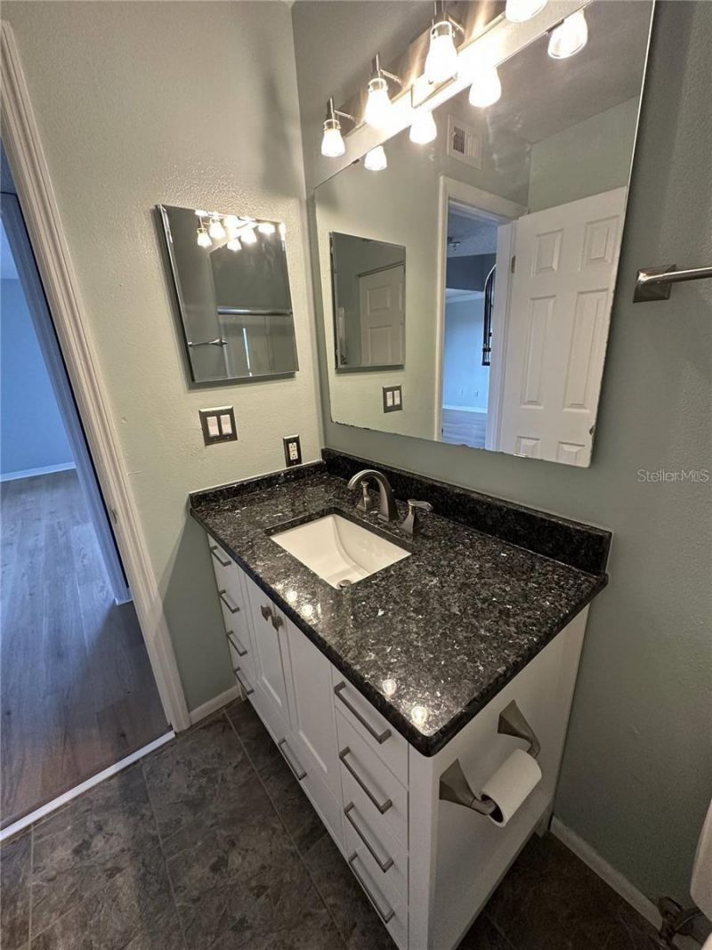 2400 Feather Sound Drive, Unit 1435, Clearwater, FL 33762 Photo